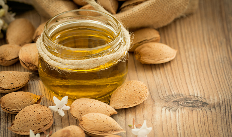 Beneficios del aceite de almendras dulces - Trucos de belleza caseros