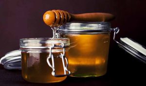 Eliminar las marcas de la varicela con miel