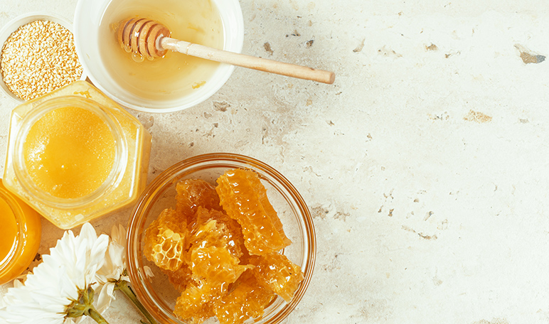 Remedio casero para las cicatrices de miel y aceite - Trucos de belleza caseros