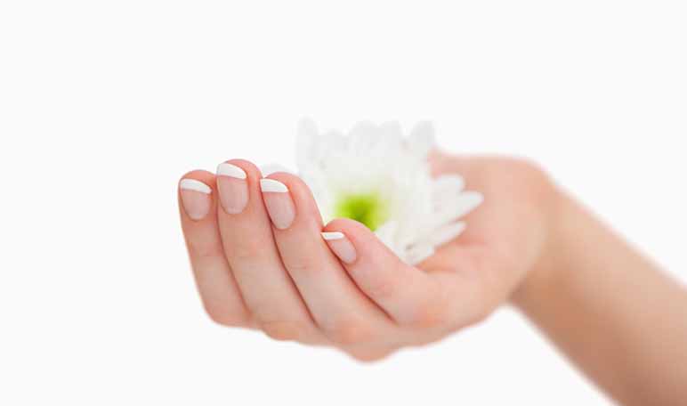 Cómo endurecer las uñas con remedios caseros - Trucos de belleza caseros