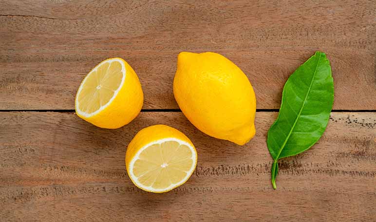 Uñas fuertes con limón y otros ingredientes naturales - Trucos de belleza caseros